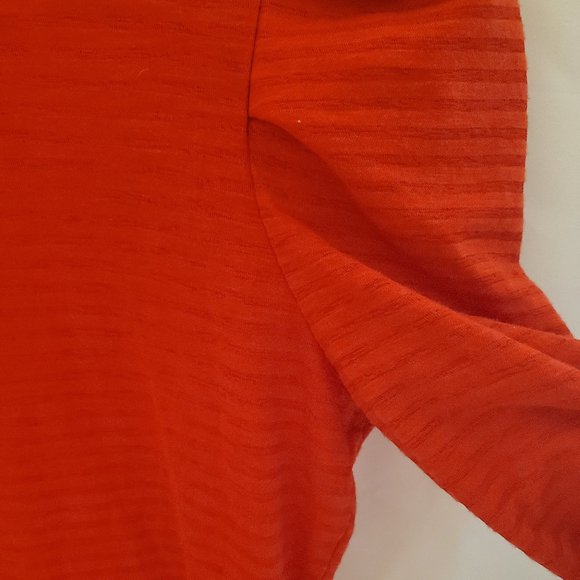 Who What Wear Red Longer Short Sleeve Top with Puffed Shoulders Size L - Picture 7 of 15